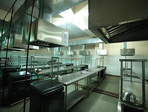Advance Kitchen